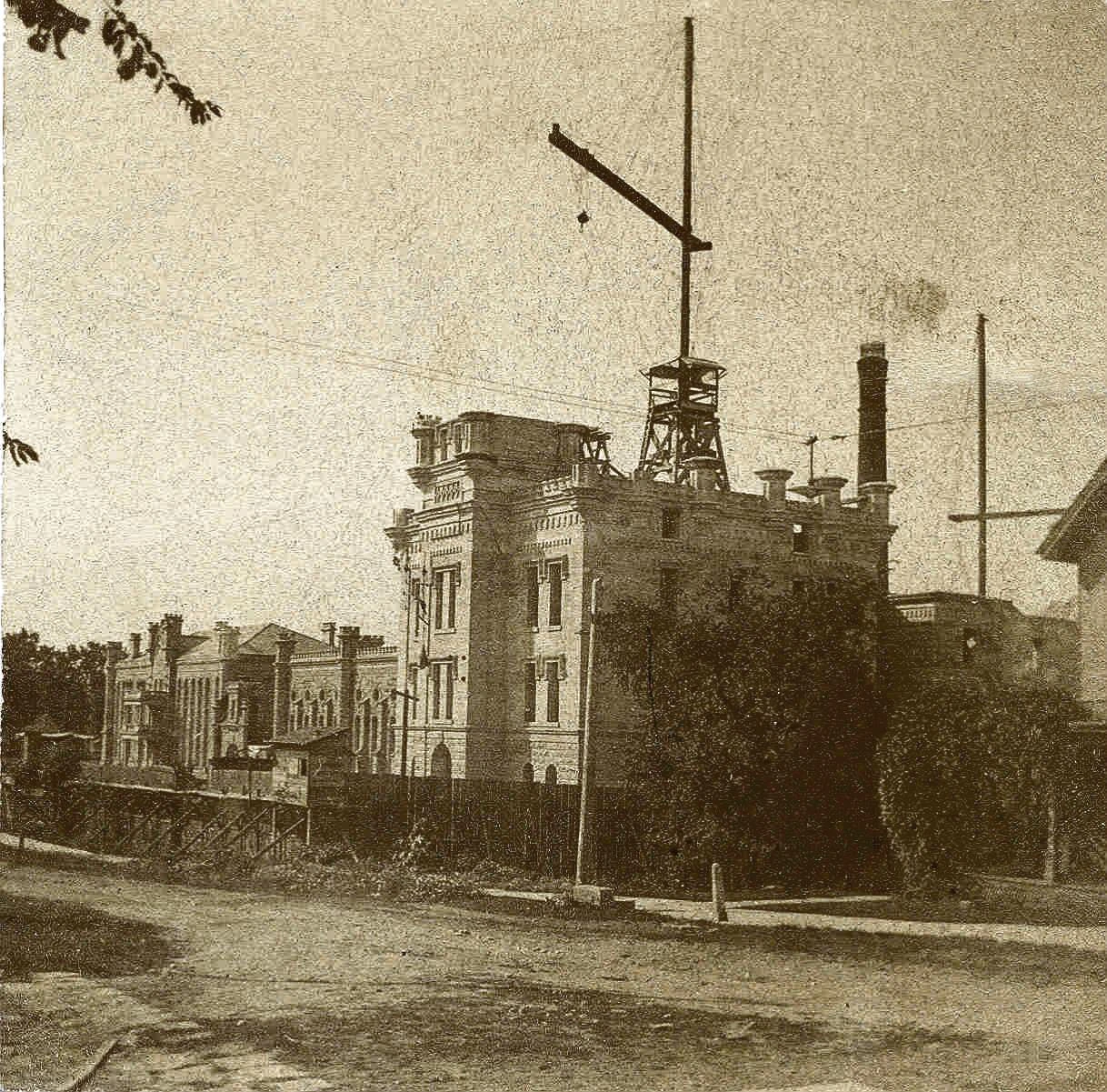 Administration Building Progress